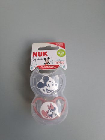 Lot de 2 sucettes NUK Space Disney Baby (18-36m) – Neuf sous blister