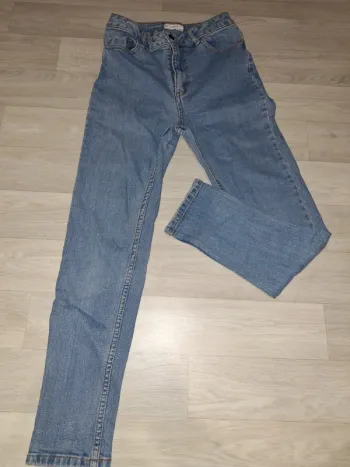 Jean mom