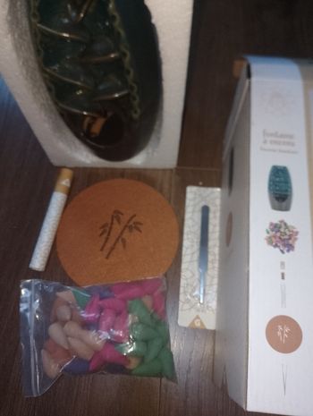 Fontaine à encens neuve