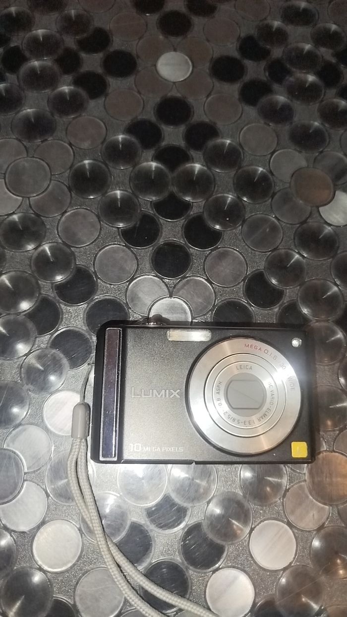 Appareil photo numérique Lumix Panasonic fs20 - photo numéro 2