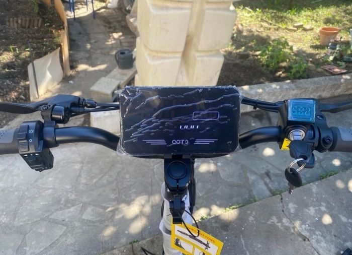 Trottinette électrique 900W monomoteur, 48V 13,5 ah. - photo numéro 2