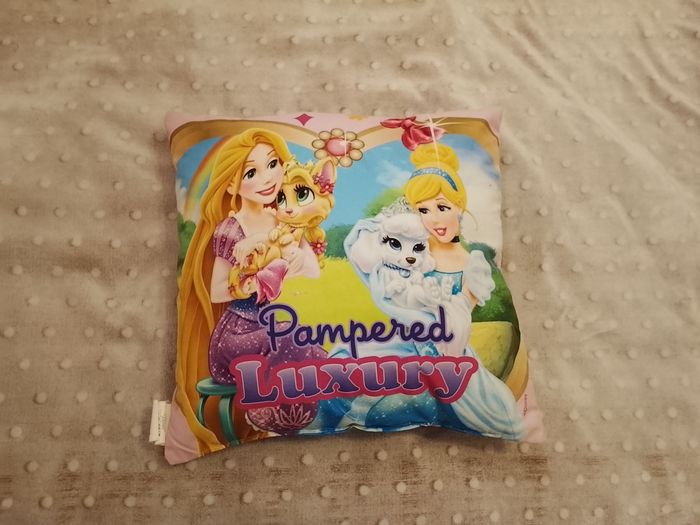 Coussin Disney princess - photo numéro 2