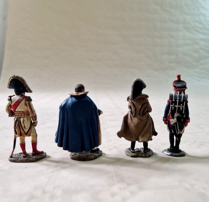 Lot de 4 figurines en plomb , peinte à la main  , Napoléon - photo numéro 2