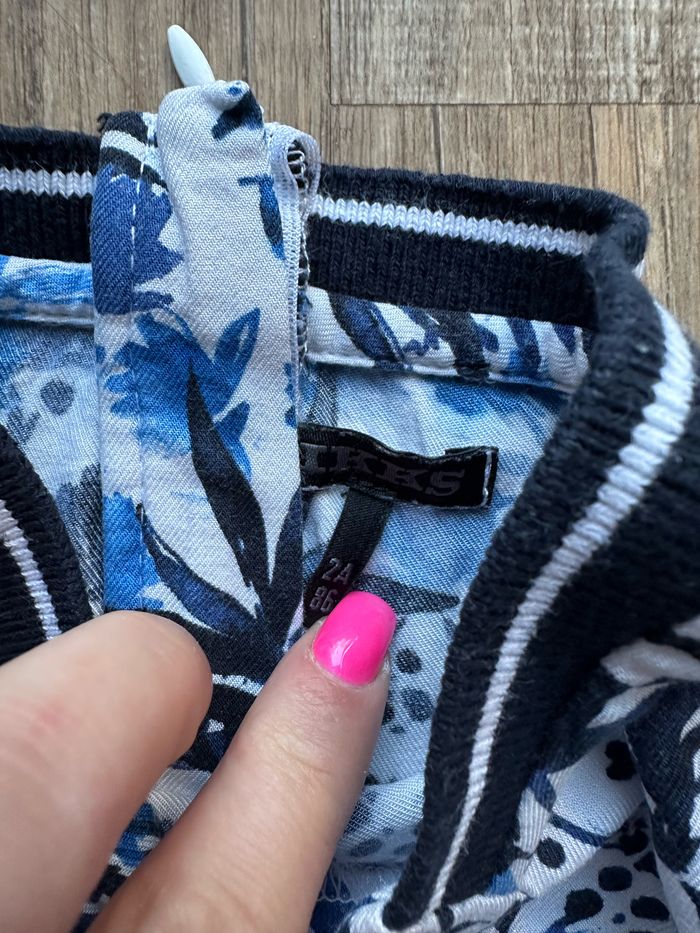 - Robe IKKS - 2 ans - Très bon état - photo numéro 2