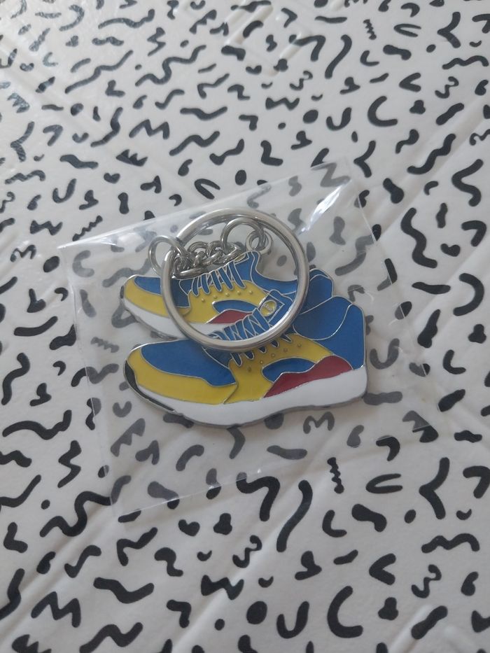 Porte-clé sneakers Lidl