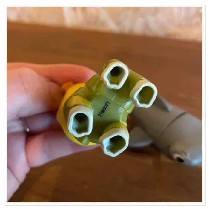 Idée Cadeau 🎁 Figurine Aqua Pups de Ruben avec son requin marteau de la Pat Patrouille - photo numéro 8