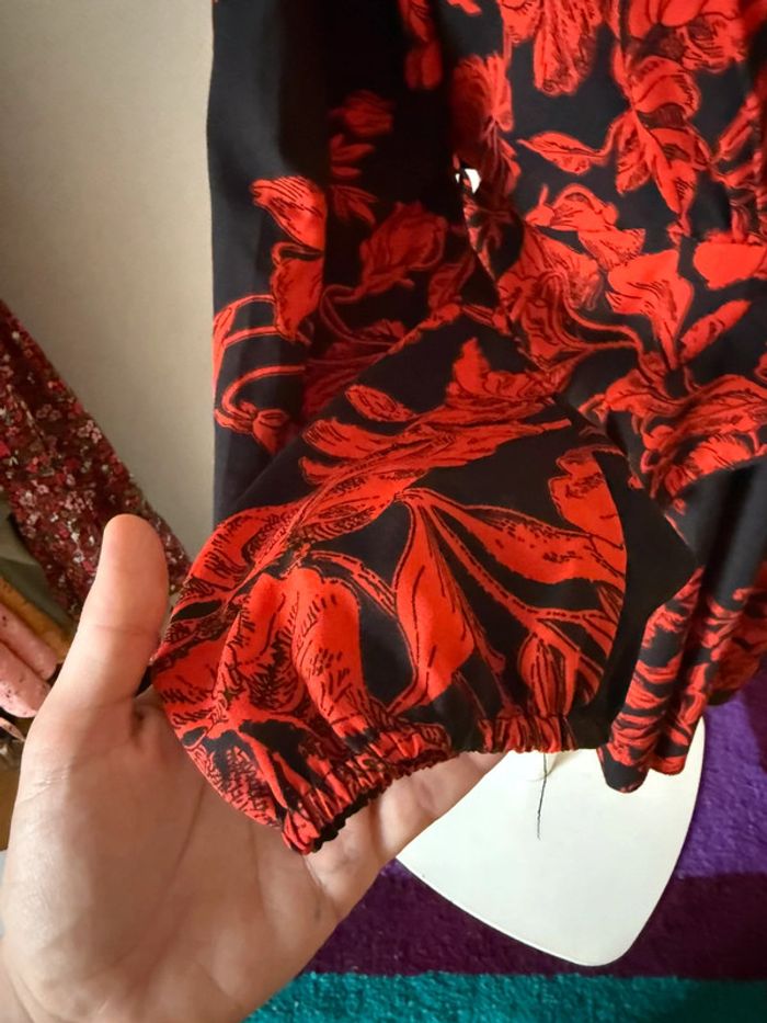 Robe noir et rouge en très bon état Shein taille M - photo numéro 6