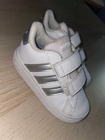Basket adidas