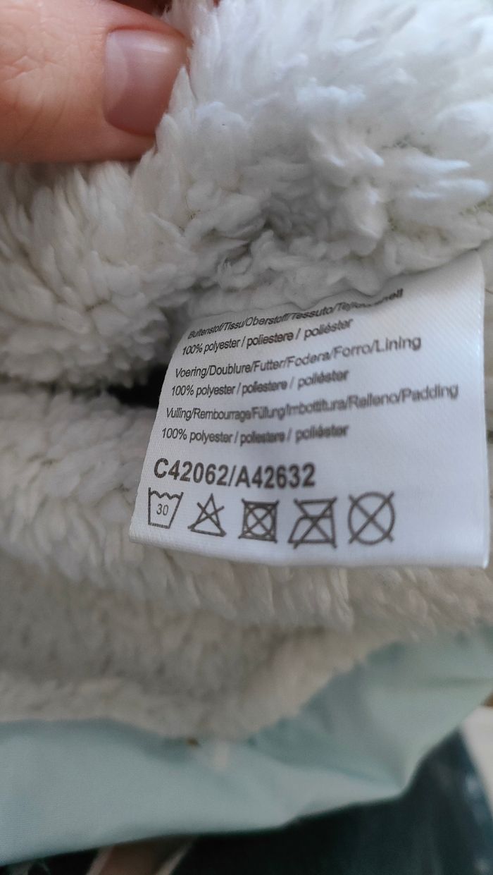 Blouson avec moufles - photo numéro 3