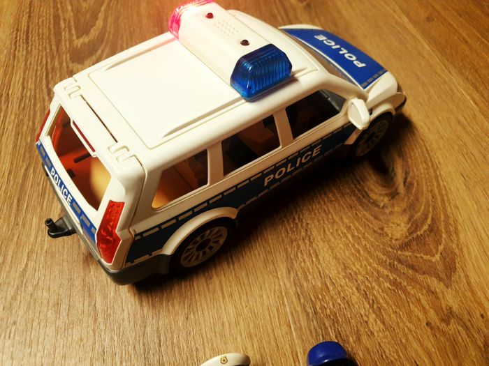 Playmobil - Voiture de police - photo numéro 4