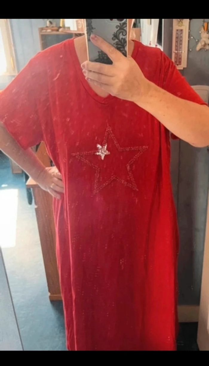 Robe rouge fantaisie neuve - photo numéro 4