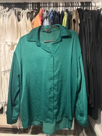 Chemise verte