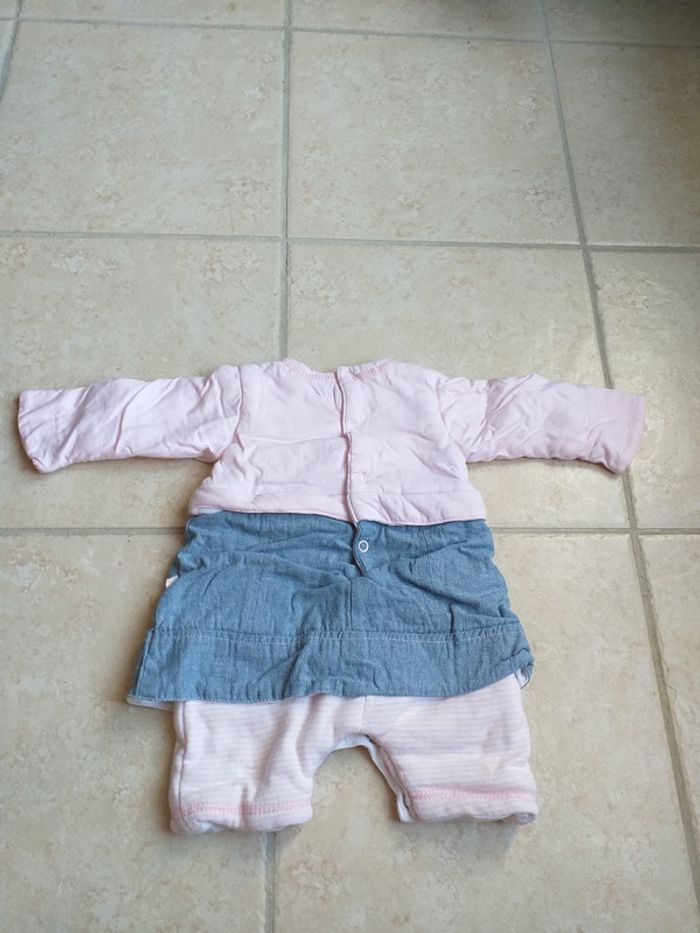 Ensemble fille 1 mois - photo numéro 2