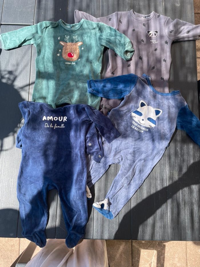 Lot de pyjamas 12mois - photo numéro 5