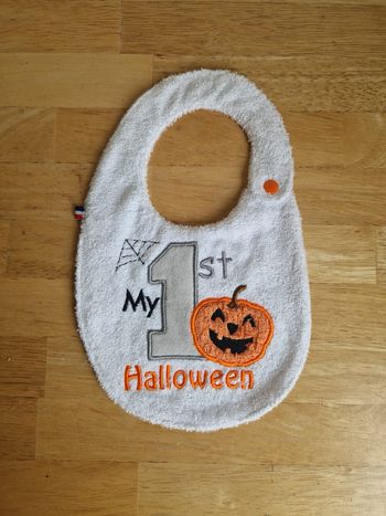 Joli bavoir mon 1er Halloween
