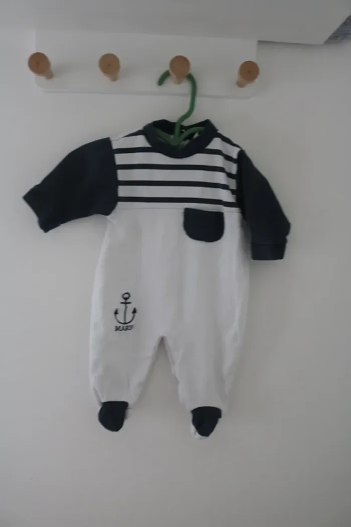 Lot pyjamas été/automne garçon 1 mois - photo numéro 2