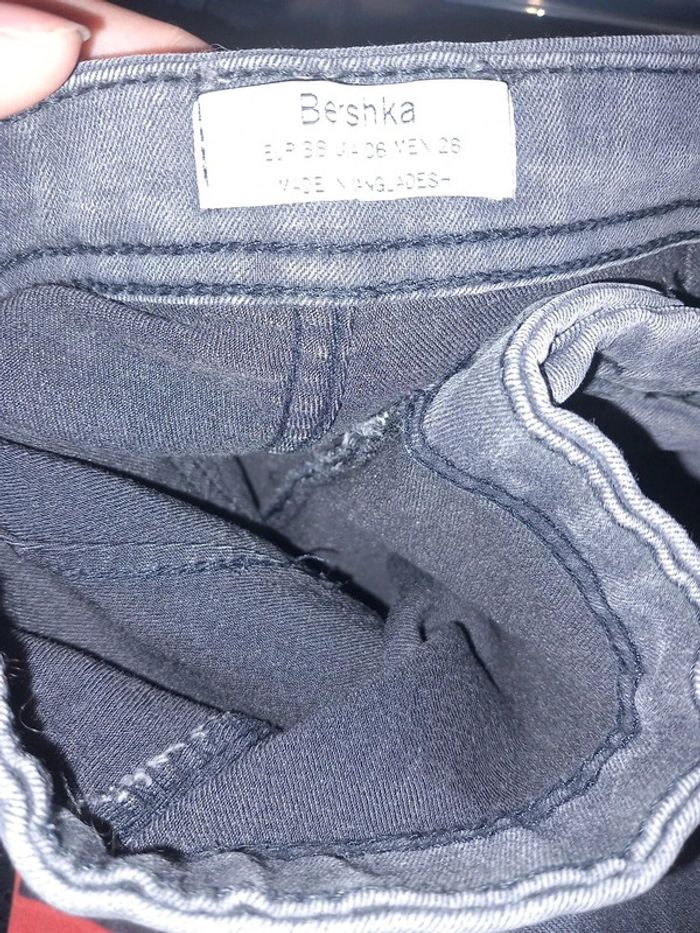 💚 jeans destroye - Bershka - 38 💚 - photo numéro 2