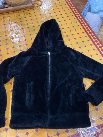 Manteau fausse fourrure