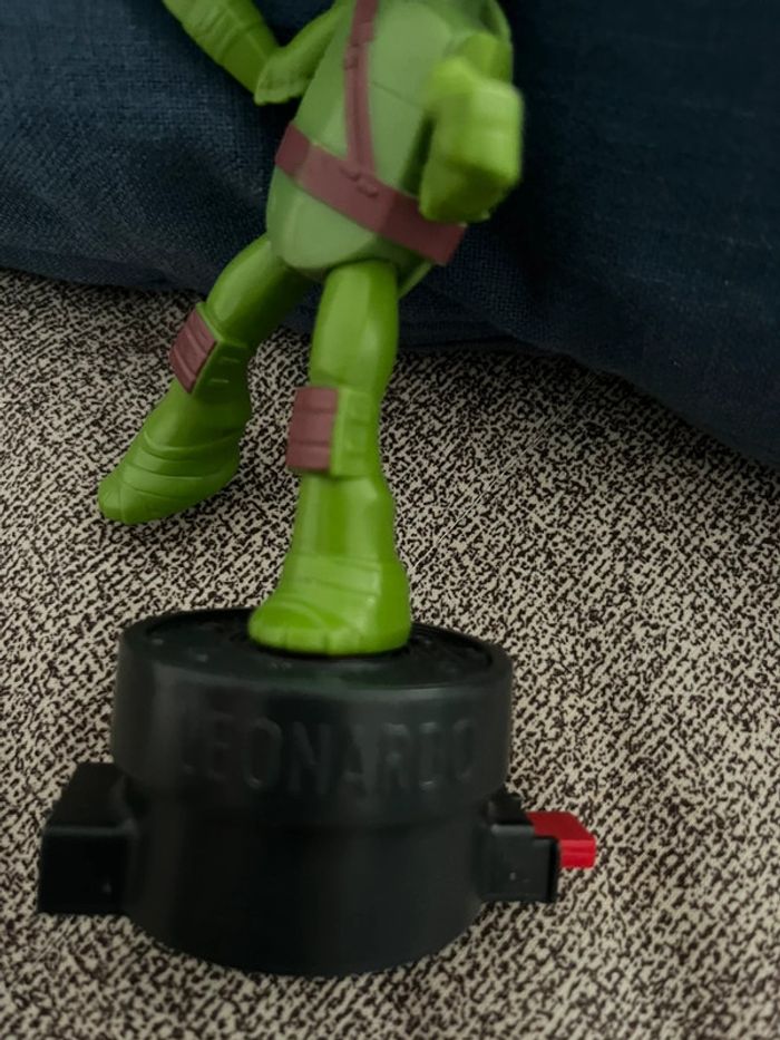 Figurine Léonardo des tortues Ninja - photo numéro 4