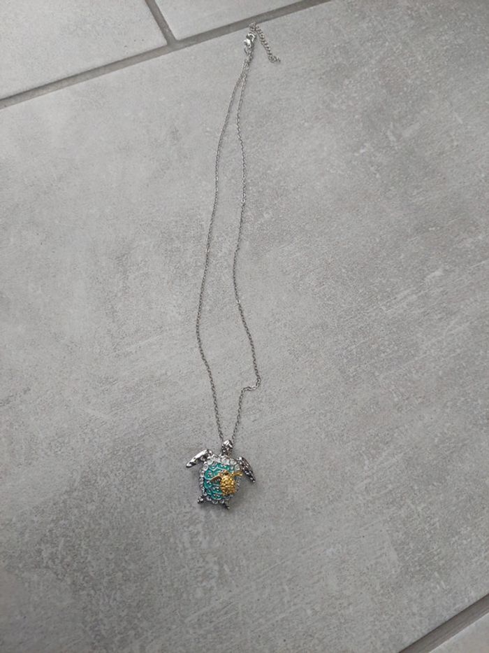 Collier tortue - photo numéro 2