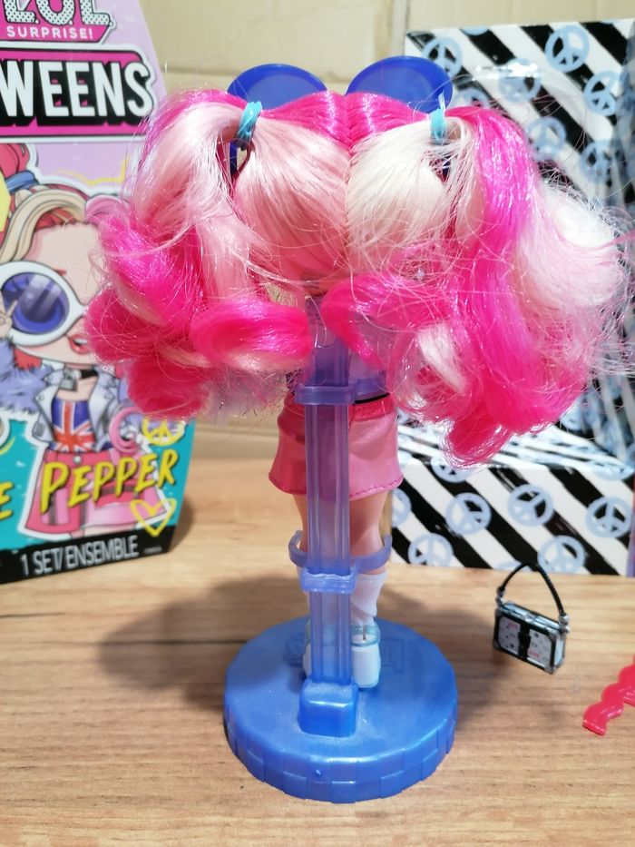 Poupée LOL surprise Tweens série 3 - photo numéro 4