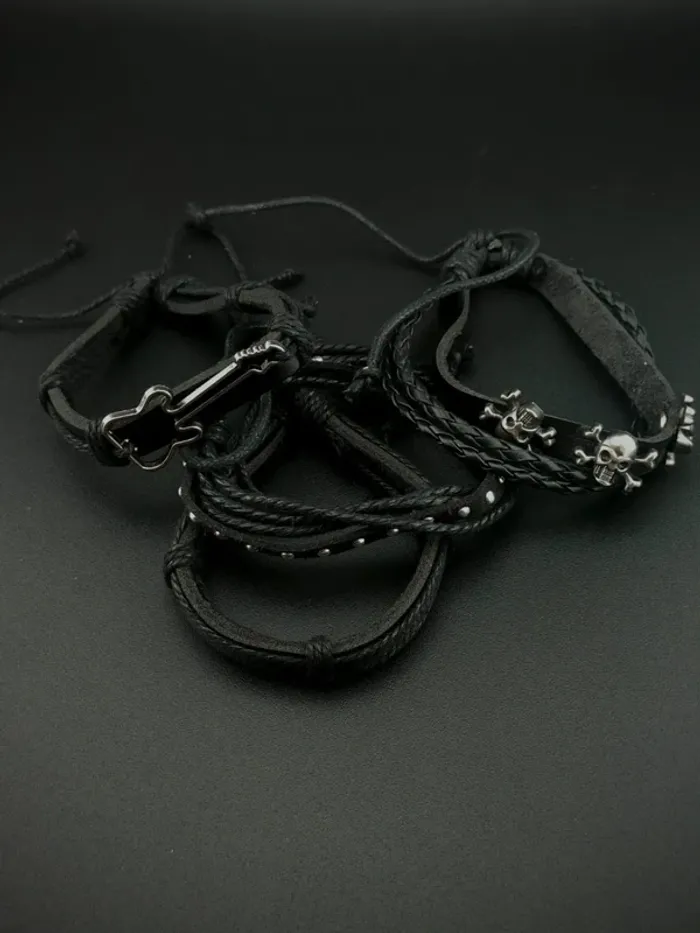 Montre hexagonale style rock, quatre bracelets - photo numéro 5