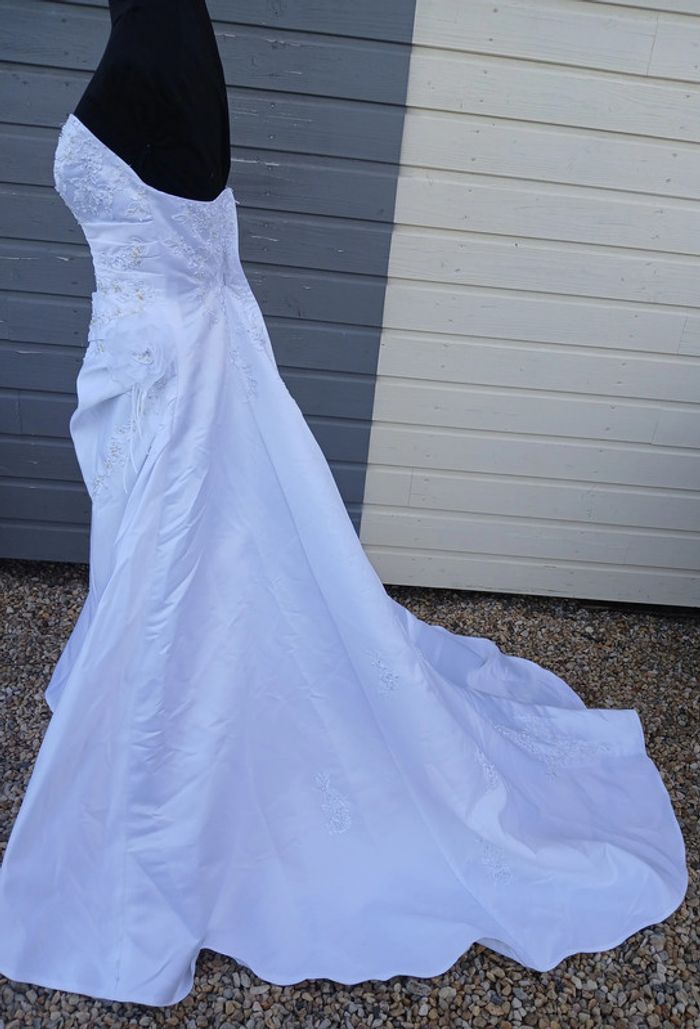 robe de mariée taille 38/40 - photo numéro 10