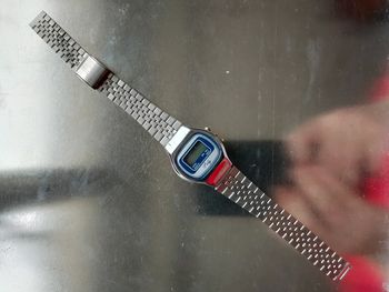 Montre vintage en métal