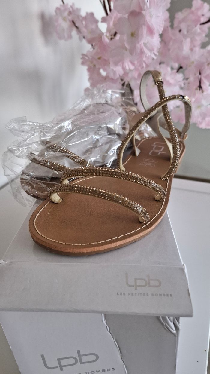 Sandale été marque les petites bombes / taille 36