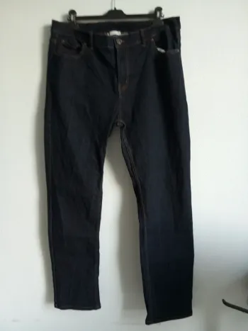Jean NPO neuf taille 48