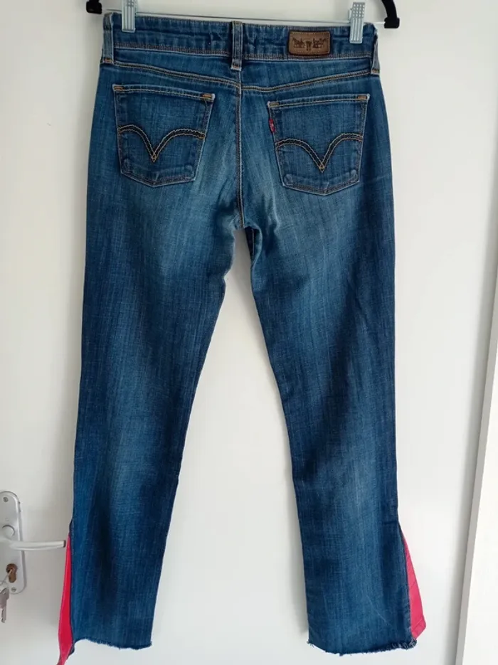 Jean's bleu et rouge custom 571 slim fit Levi's - photo numéro 4