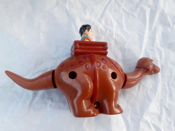 Figurine Fred Pierrafeu sur un Dinosaure - photo numéro 3