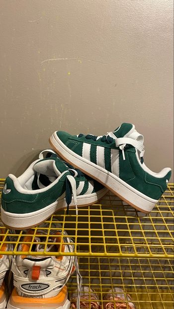 Paire de baskets 