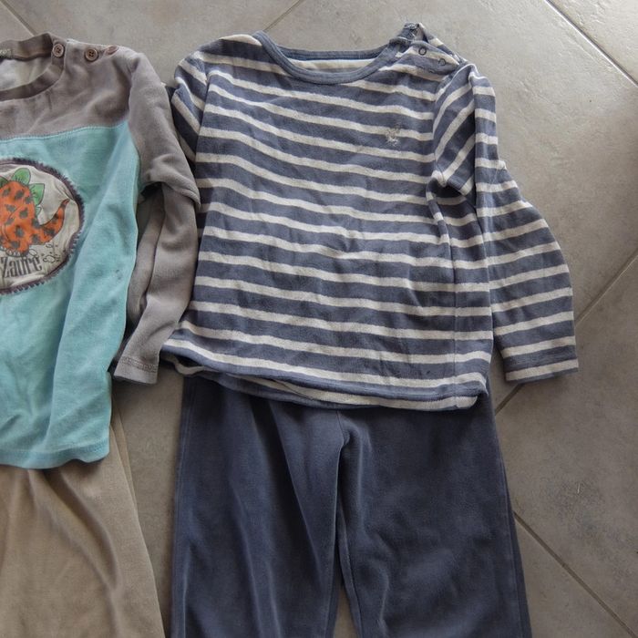 Lot 2 pyjamas 6 ans - photo numéro 3
