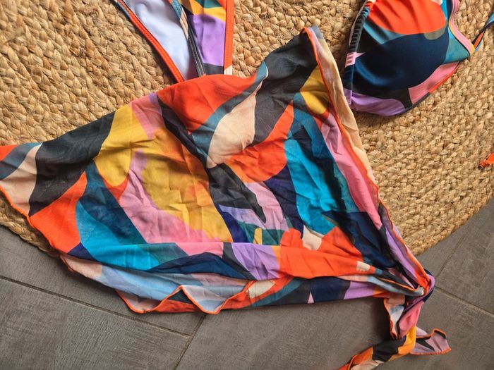 Bikini + pareo coloré taille xl - photo numéro 4