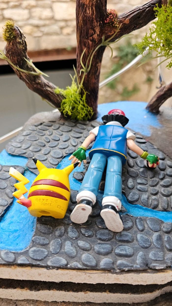 Super figurine Pokemon Nintendo tomy C.G.T.S.J sacha et son pikachu - photo numéro 6