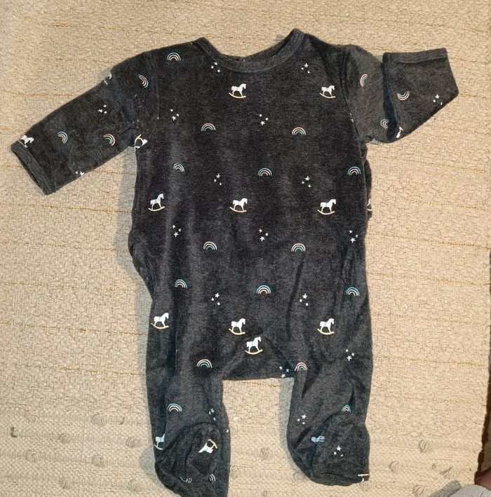 Lot 11 pyjama bébé fille 3 mois - photo numéro 4