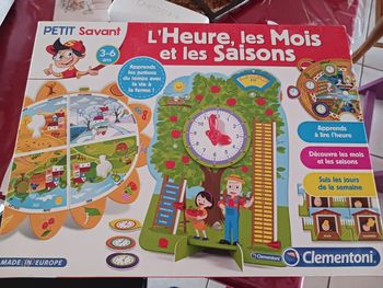 Jeu d'éveil heures, mois et saisons