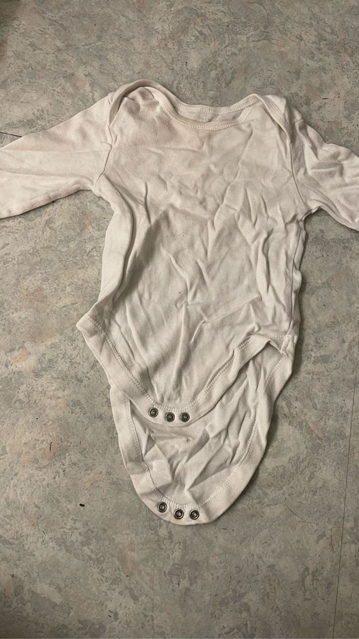 Lot de bodies garçon 18 mois - photo numéro 5