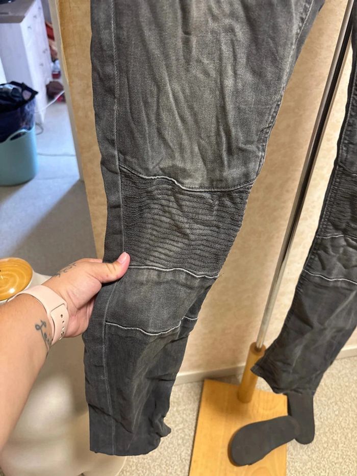 Jeans skinny fit taille 36 marque kiabi - photo numéro 2