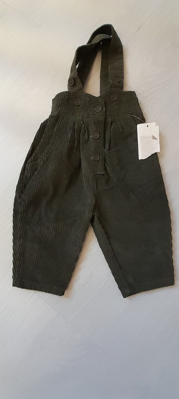 Pantalon avec bretelles T 6 mois