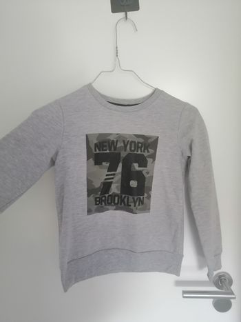Pull garçon 8 ans