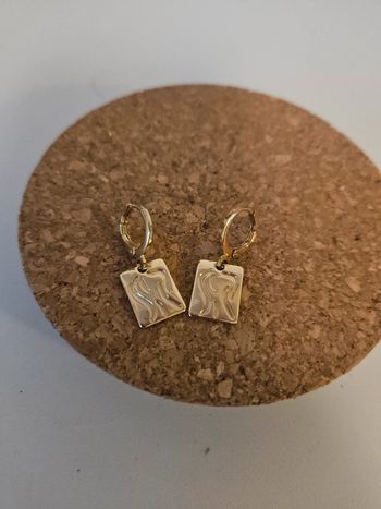 Boucles d'oreilles pendantes doré