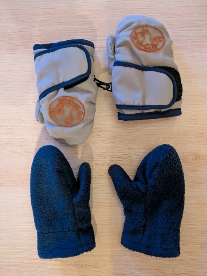 2 paires de moufles bébé