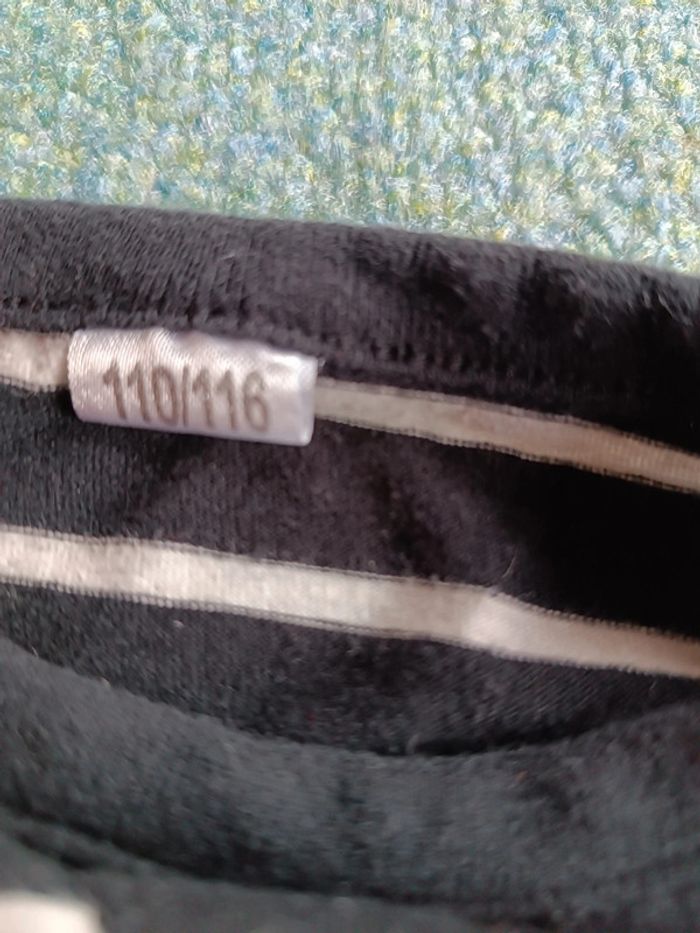 T-shirt manches longues 110 116 - photo numéro 2