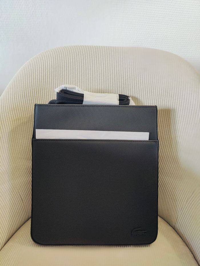 Sac à bandoulière Classic Lacoste neuf - photo numéro 2