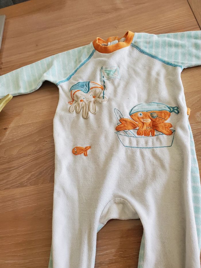 Pyjama velours 18 mois - photo numéro 2