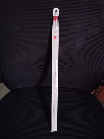 * Paire d'aiguilles à tricoter 3 mm (40 cm) Mondial Tissus