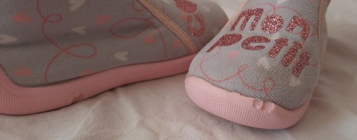 Lot chaussons 22 - photo numéro 3
