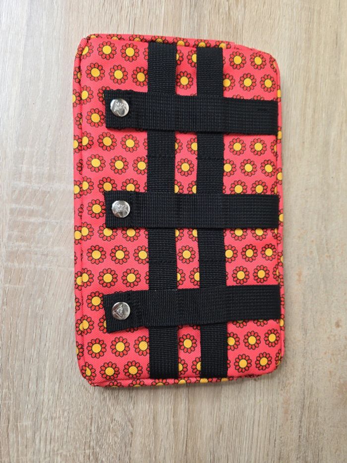 Pochette flower neuf cabaia - photo numéro 2